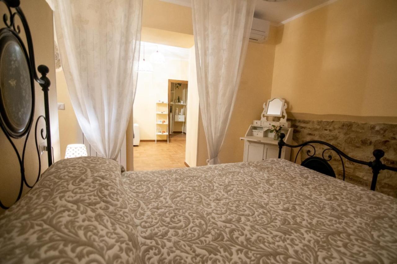 Nel Vicolo Dei Baci - Al Bacio Apartment *