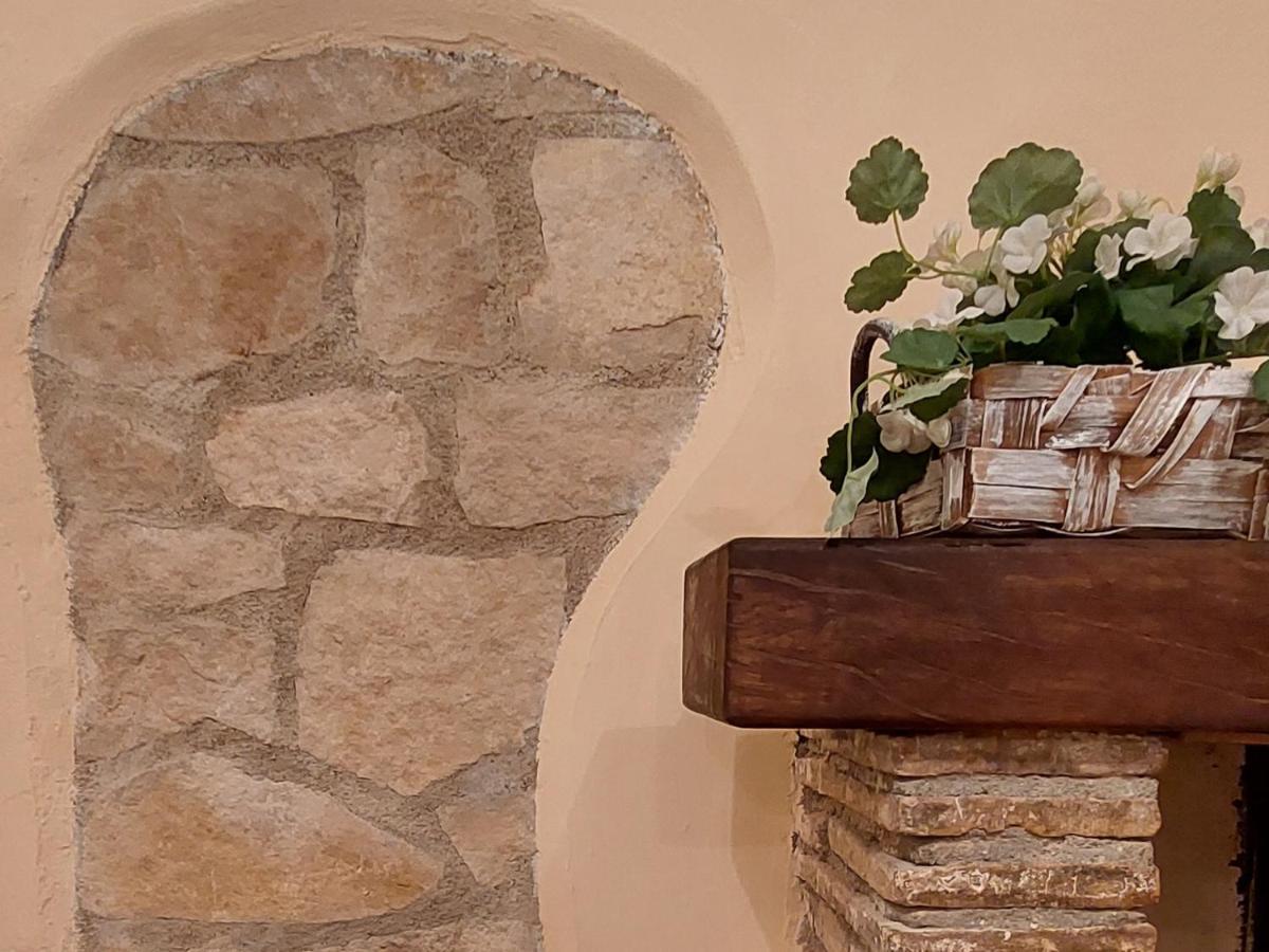 Nel Vicolo Dei Baci - Al Bacio * Spello