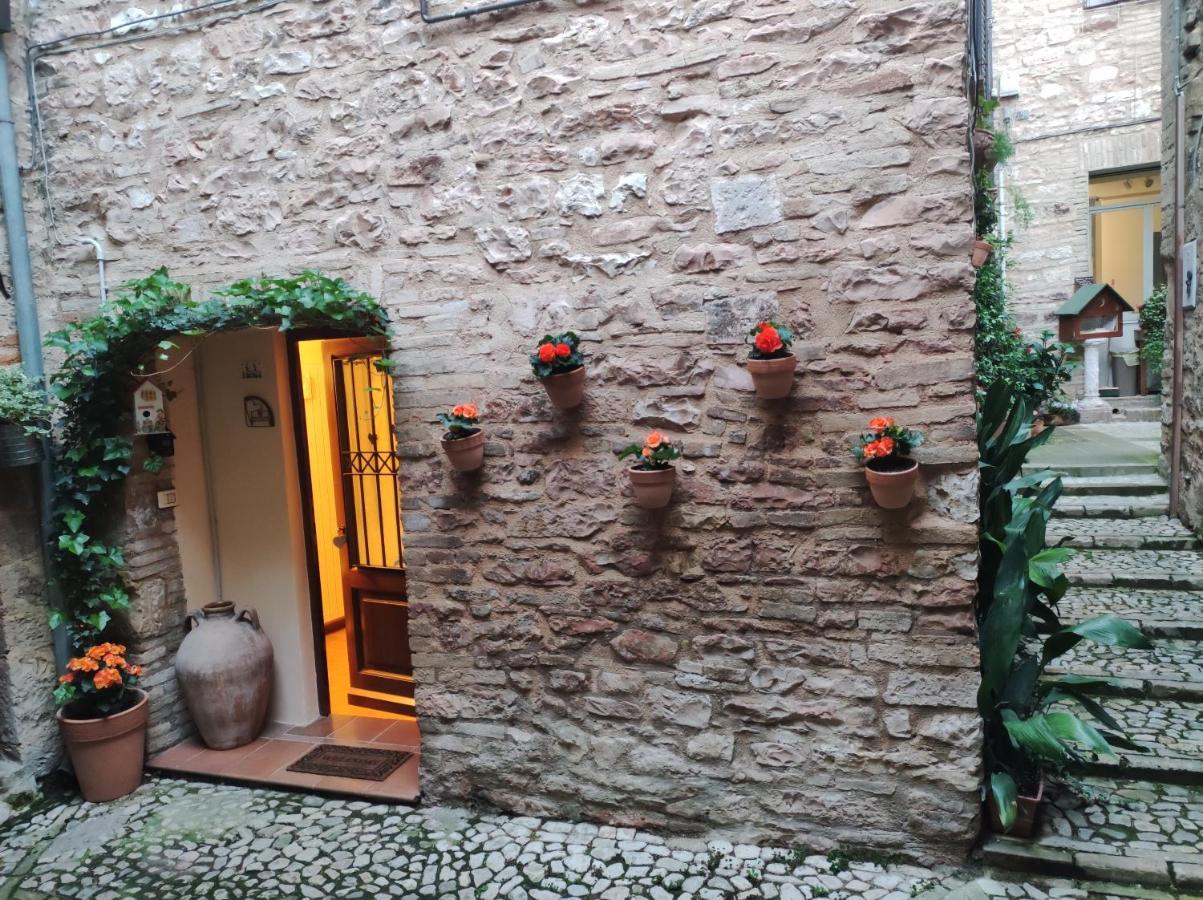 Nel Vicolo Dei Baci - Al Bacio Apartment