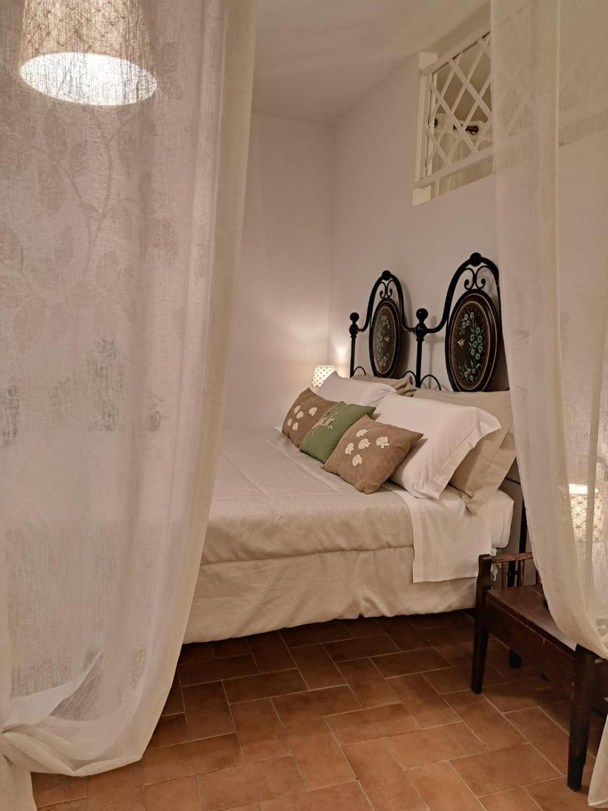 Nel Vicolo Dei Baci - Al Bacio Apartment Spello